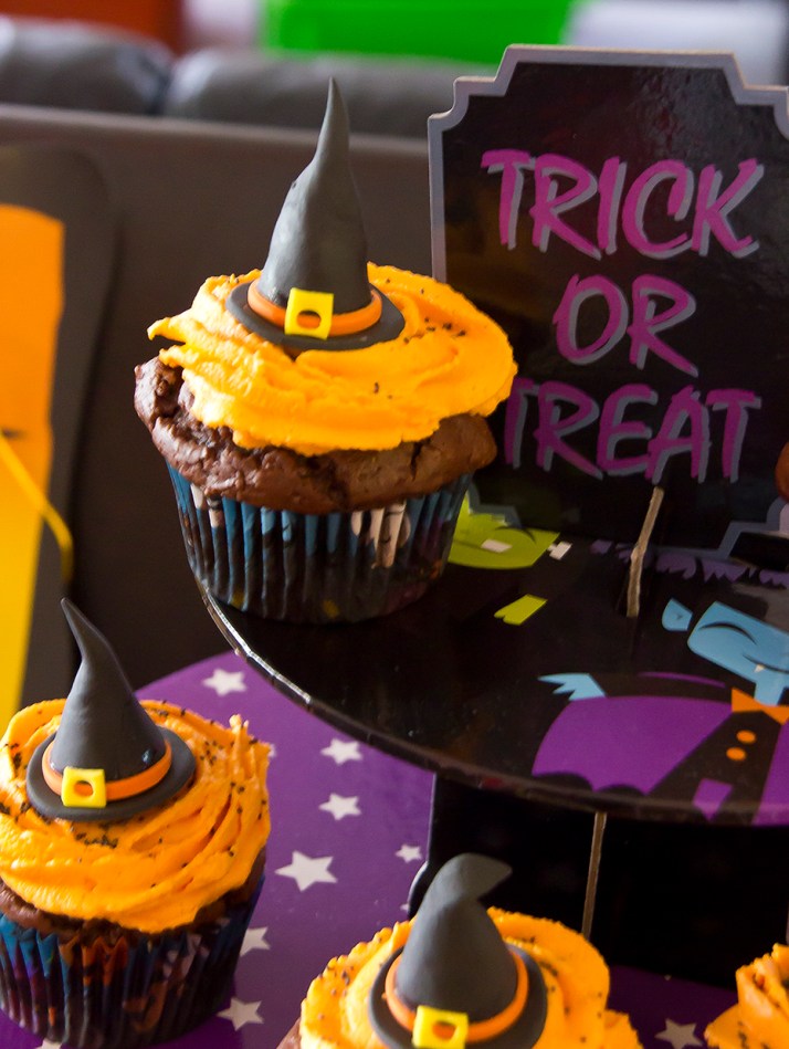 Witches Hat Halloween cupcakes