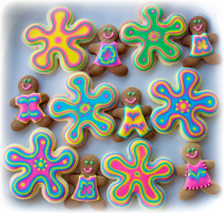 PSYCHEDELIC ICED COOKIES