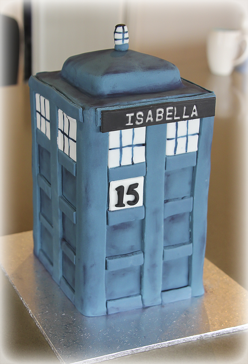 Tardis 3D cake. Dr Who