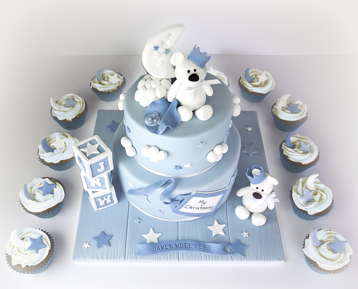 Two Teddies Cake and matching Cupcakes
